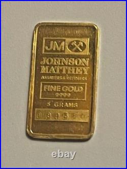 Classic 5 gram Johnson Matthey 9999 Fine Gold Minted Bar / Repeating Logo Back