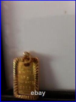Suisse 10 Grams Fine Gold Bar Ingot 9999 in bezel ready for chain back side girl